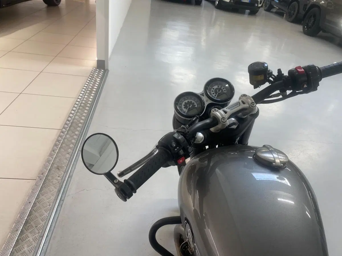 Triumph Speed Twin 1200 (2019 - 20) (5)