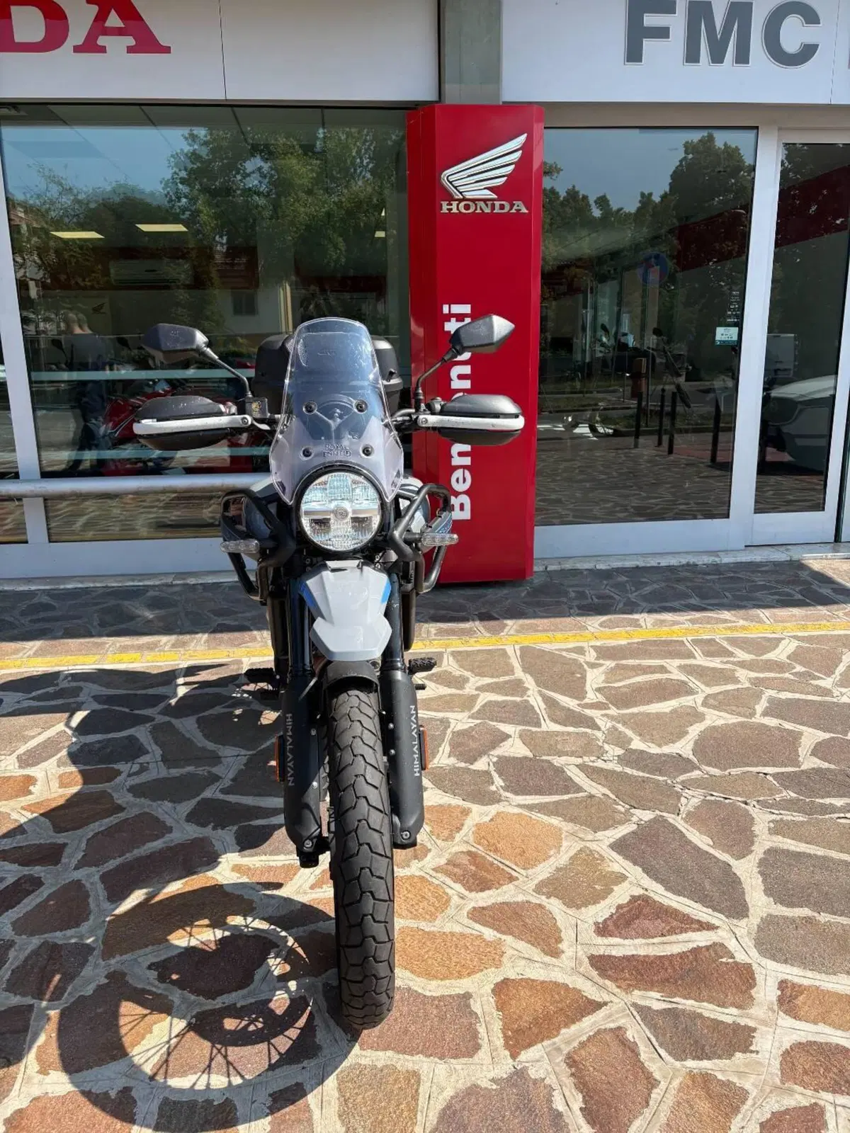 Royal Enfield Himalayan 450 (2024 - 26) (3)