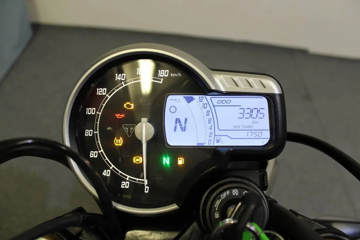 Triumph Speed 400 (2024 - 26) (11)