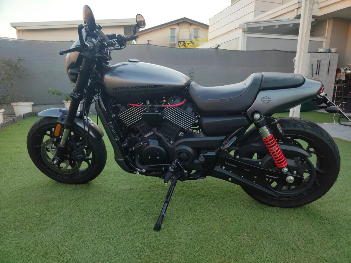 Harley-Davidson 750 Street Rod (2017 - 20) - XG 750 (10)