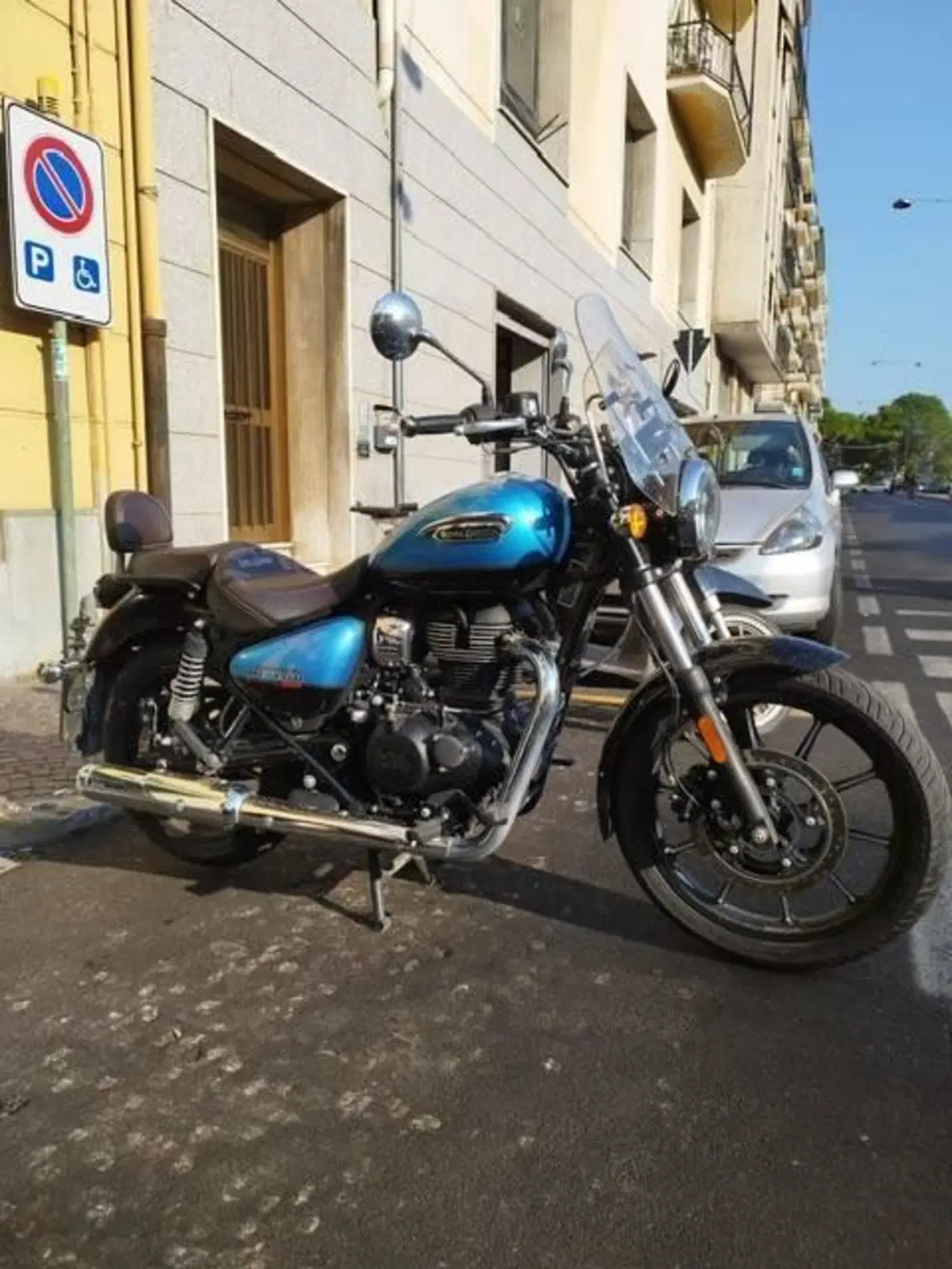 Royal Enfield Meteor 350 (2021 - 26)