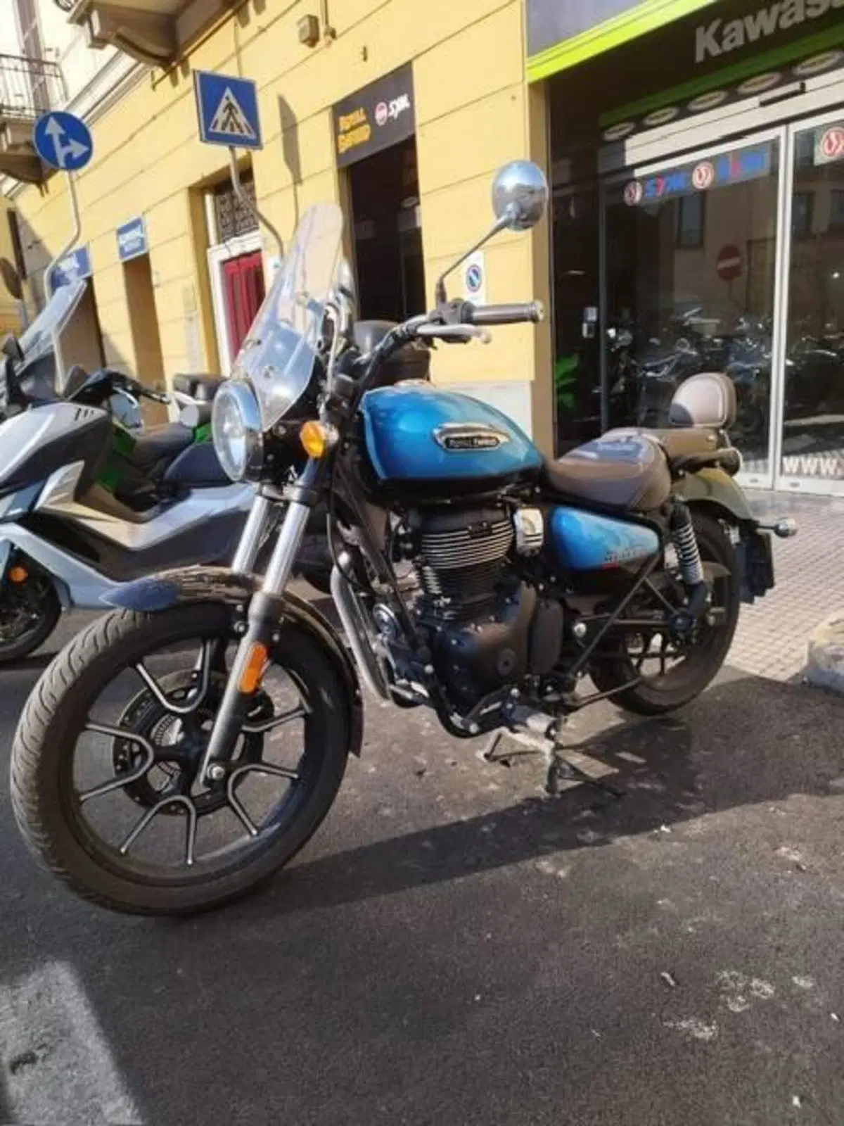 Royal Enfield Meteor 350 (2021 - 26) (4)