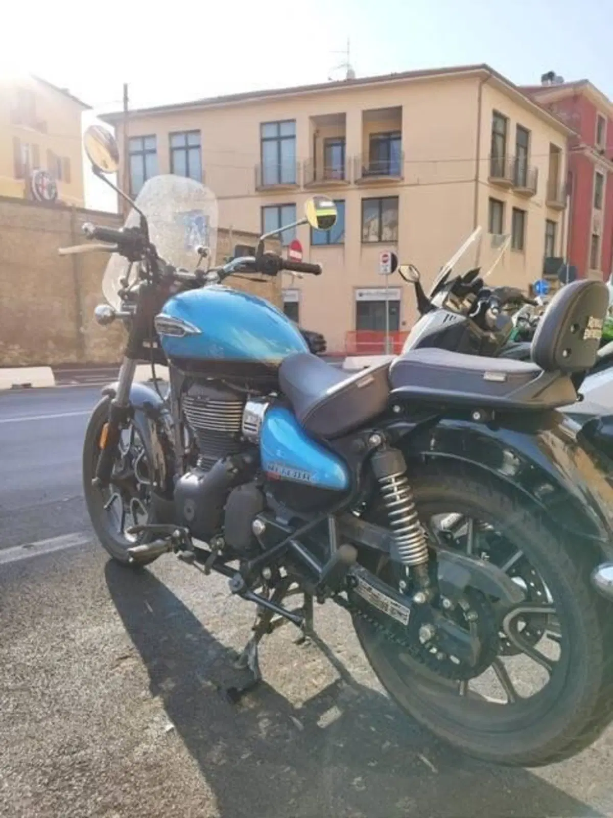 Royal Enfield Meteor 350 (2021 - 26) (5)