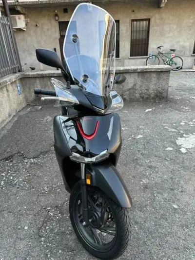 Honda SH 150i Sport (2024 - 25) usata