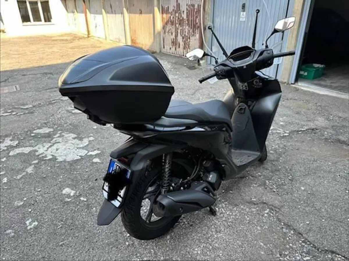 Honda SH 150i Sport (2024 - 25) (2)