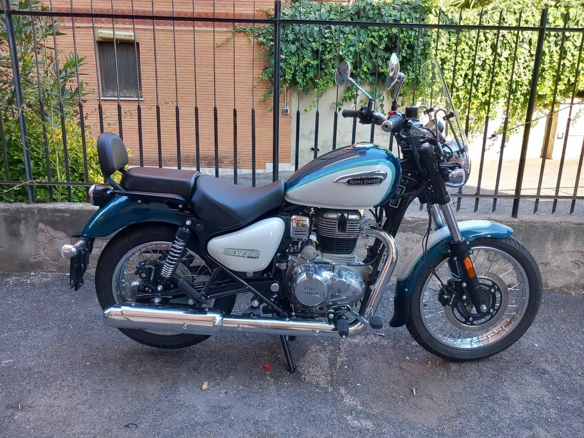 Royal Enfield Meteor 350 Aurora (2024 - 26)