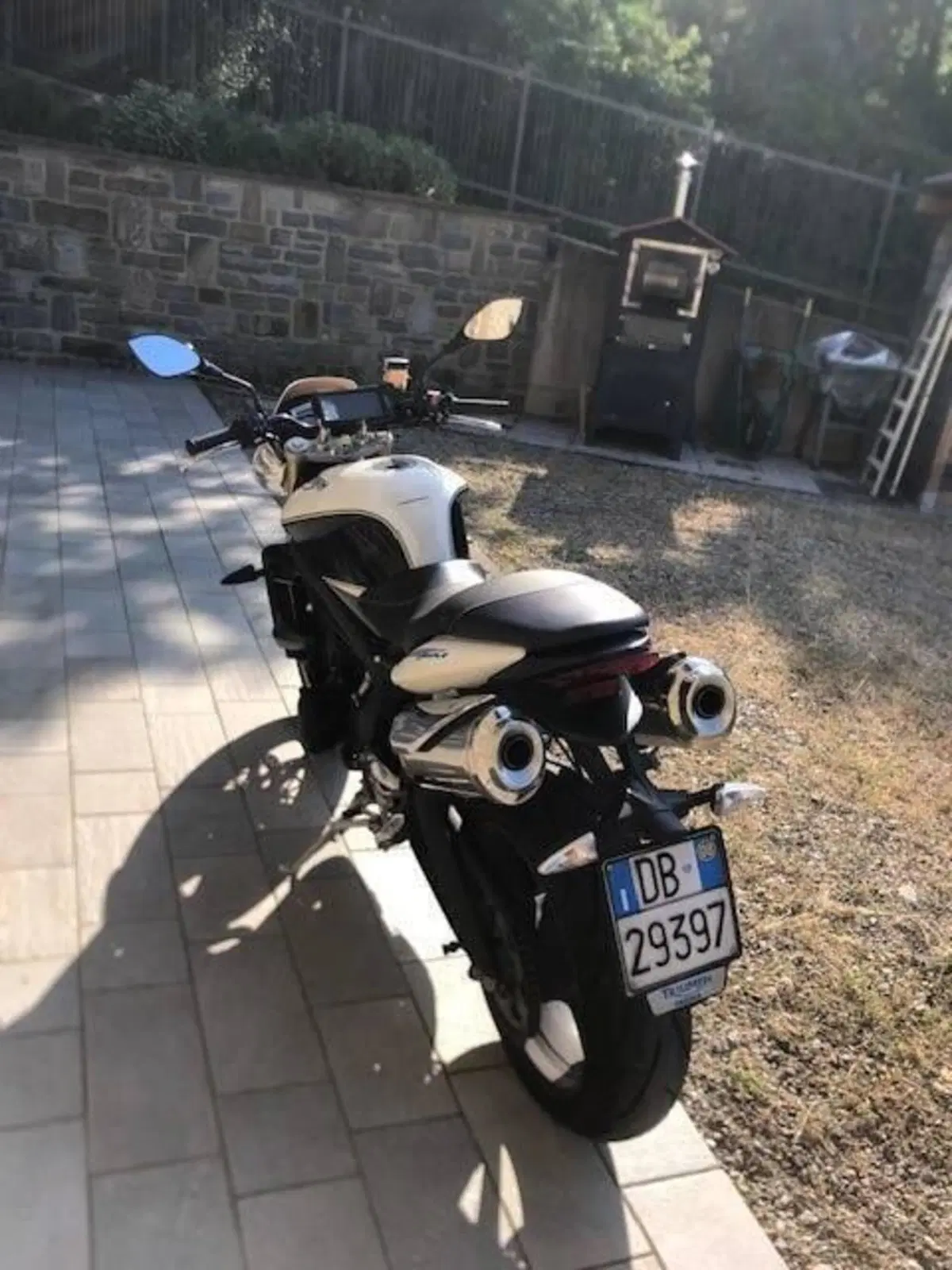 Triumph Street Triple (2007 - 12) (3)
