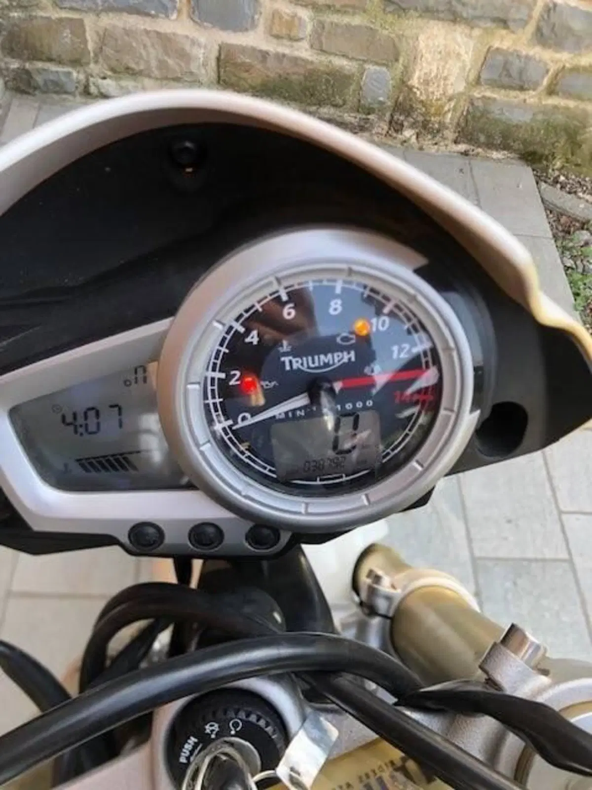Triumph Street Triple (2007 - 12) (8)