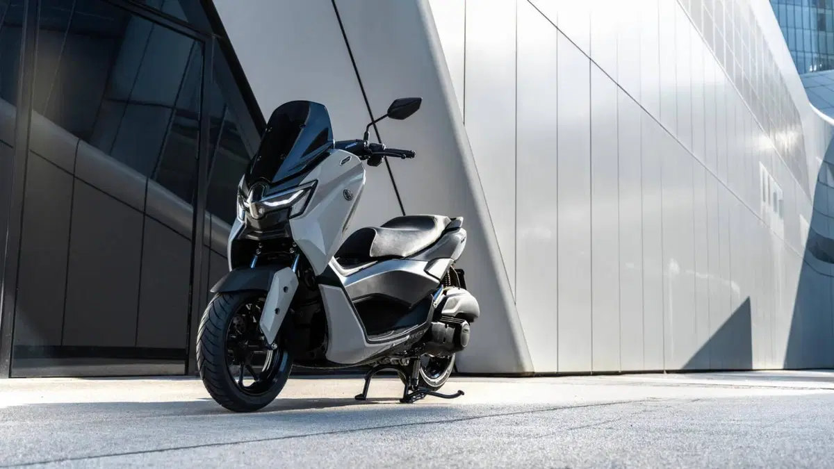 Yamaha N-Max 125 Tech Max (2025 - 26) (5)