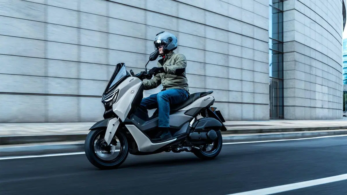 Yamaha N-Max 125 Tech Max (2025 - 26) (13)
