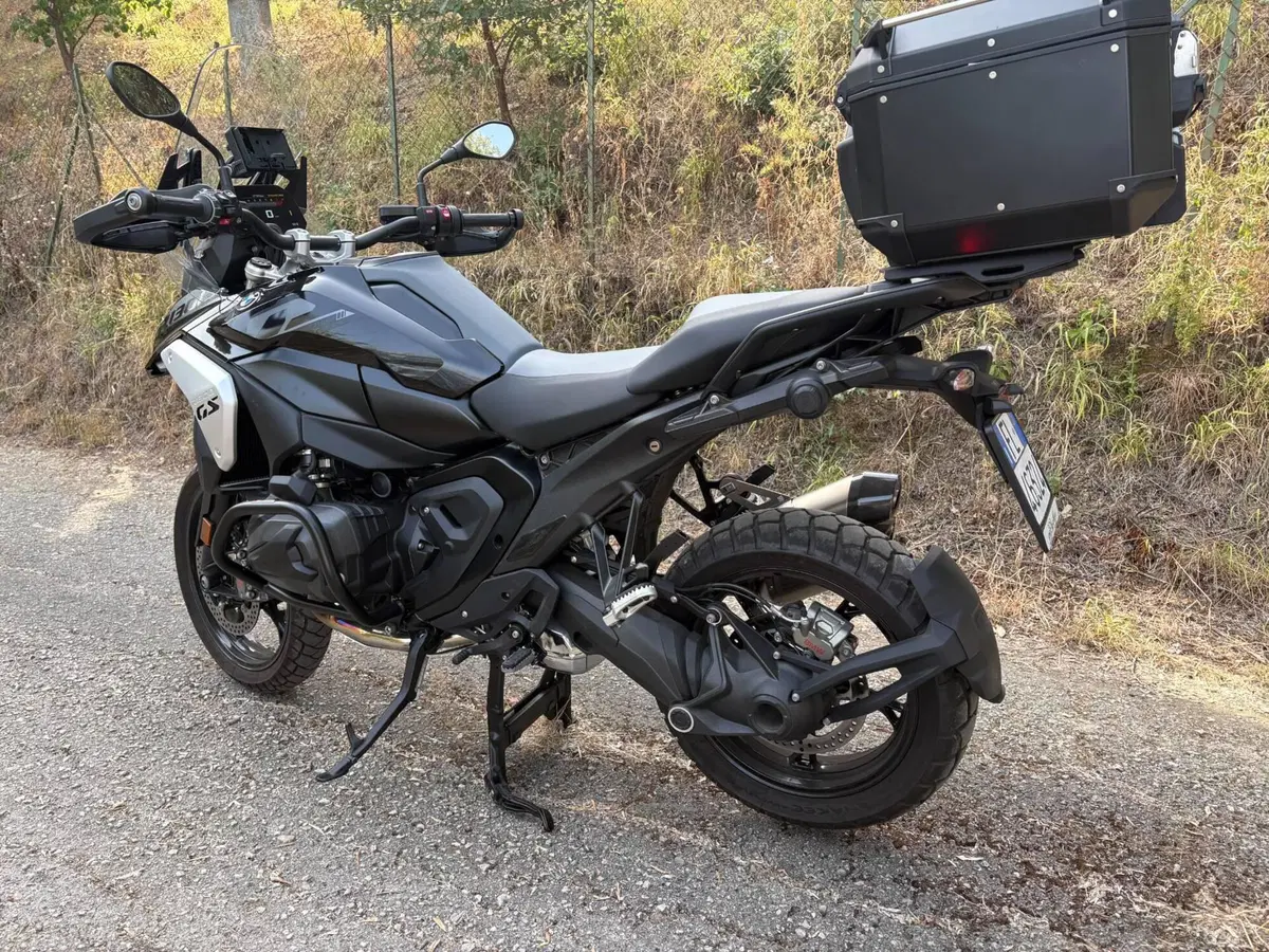 Bmw R 1300 GS Triple Black (2023 - 26) (3)