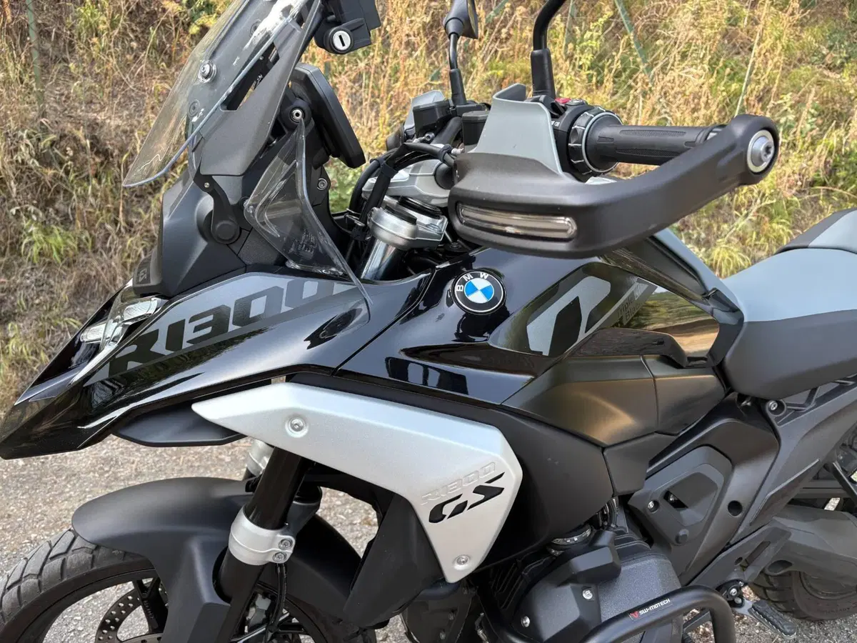 Bmw R 1300 GS Triple Black (2023 - 26) (5)