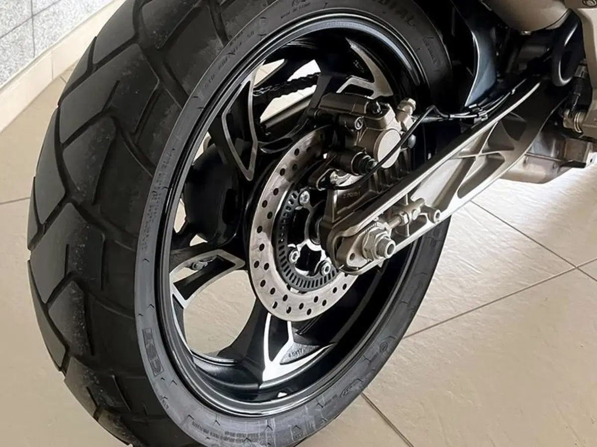 Zontes ZT310-R (2019 - 20) (8)