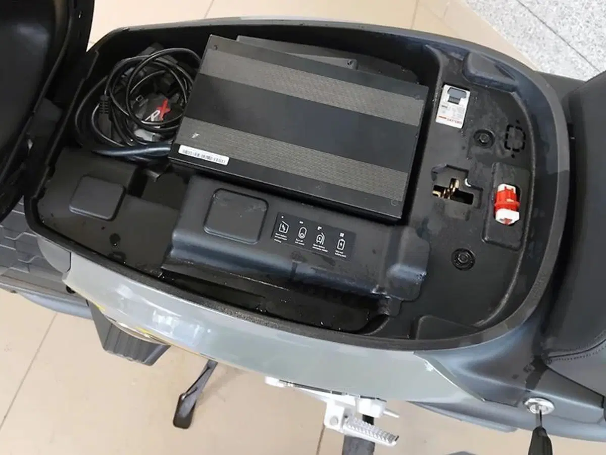 Super Soco CPx (2020 - 24) (5)