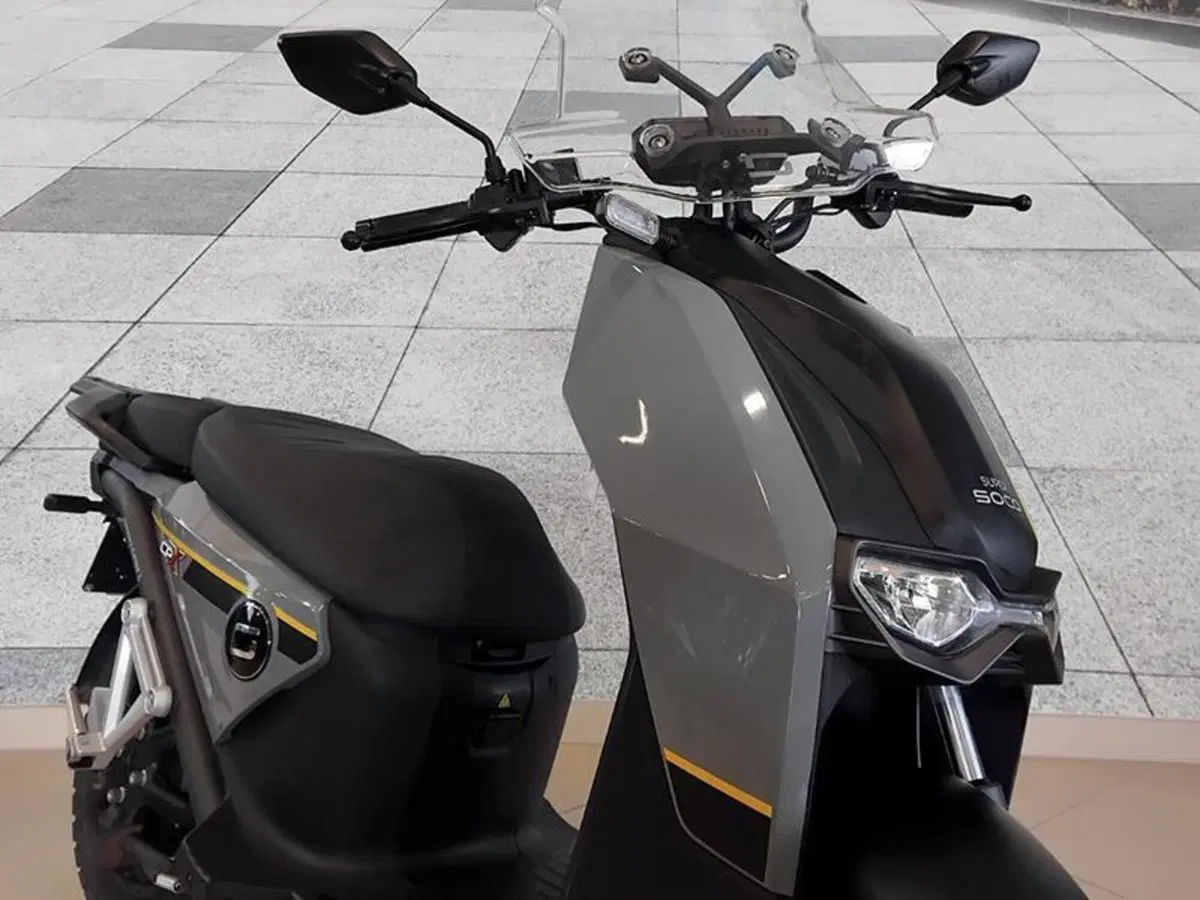 Super Soco CPx (2020 - 24) (7)