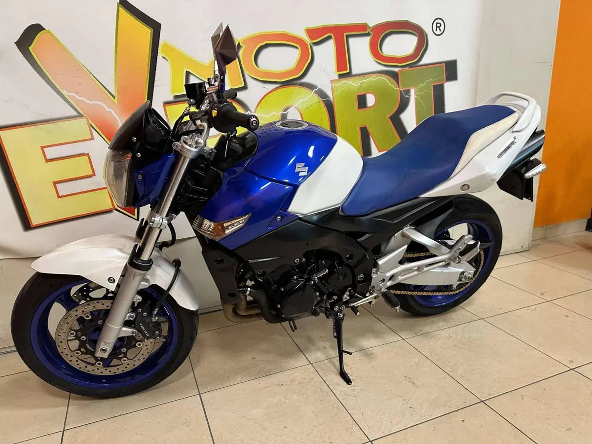 Suzuki GSR 600 (2006 - 11) (5)