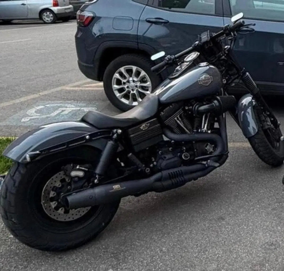 Harley-Davidson 1584 Fat Bob (2007 - 13) - FXDF (4)