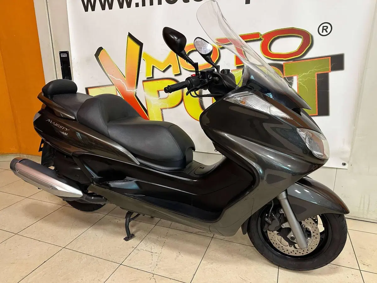 Yamaha Majesty 400 (2004 - 08) (2)