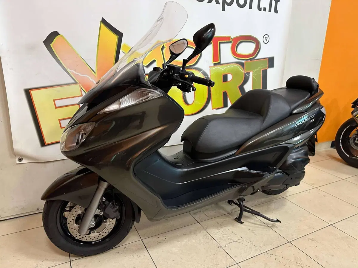 Yamaha Majesty 400 (2004 - 08) (5)
