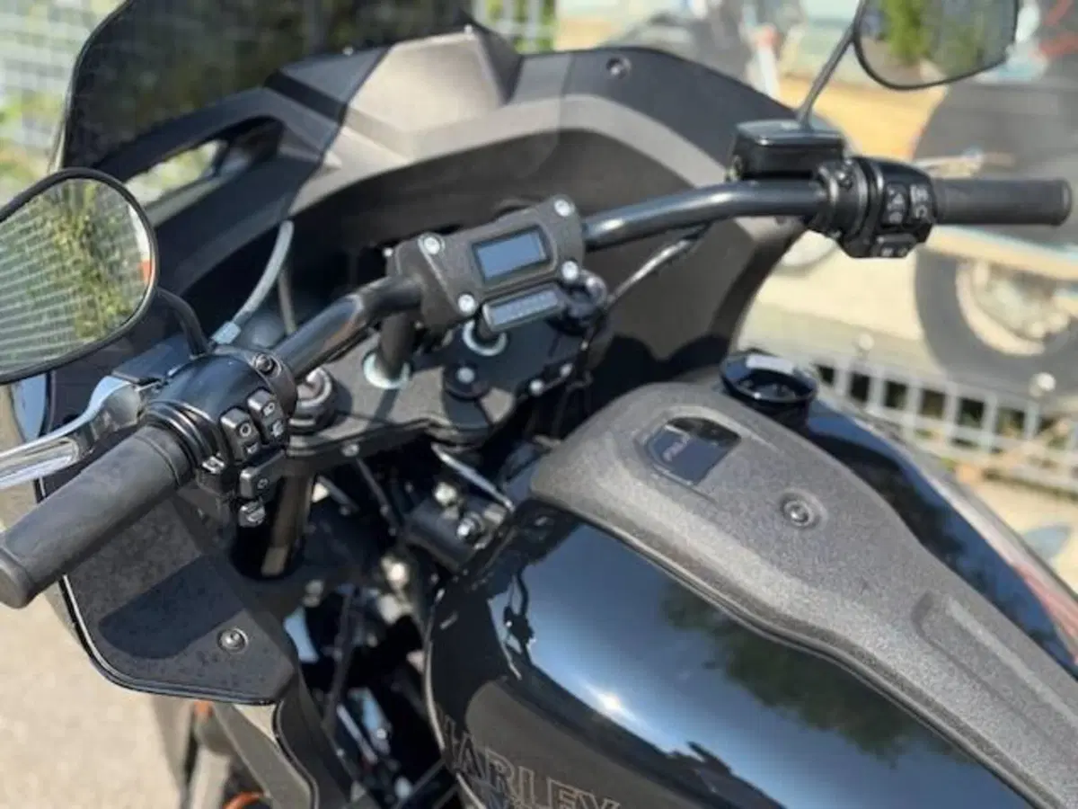 Harley-Davidson Low Rider ST (2022 - 24) (9)