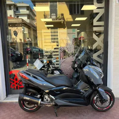 Yamaha X-Max 300 Tech Max (2021 - 24) usata