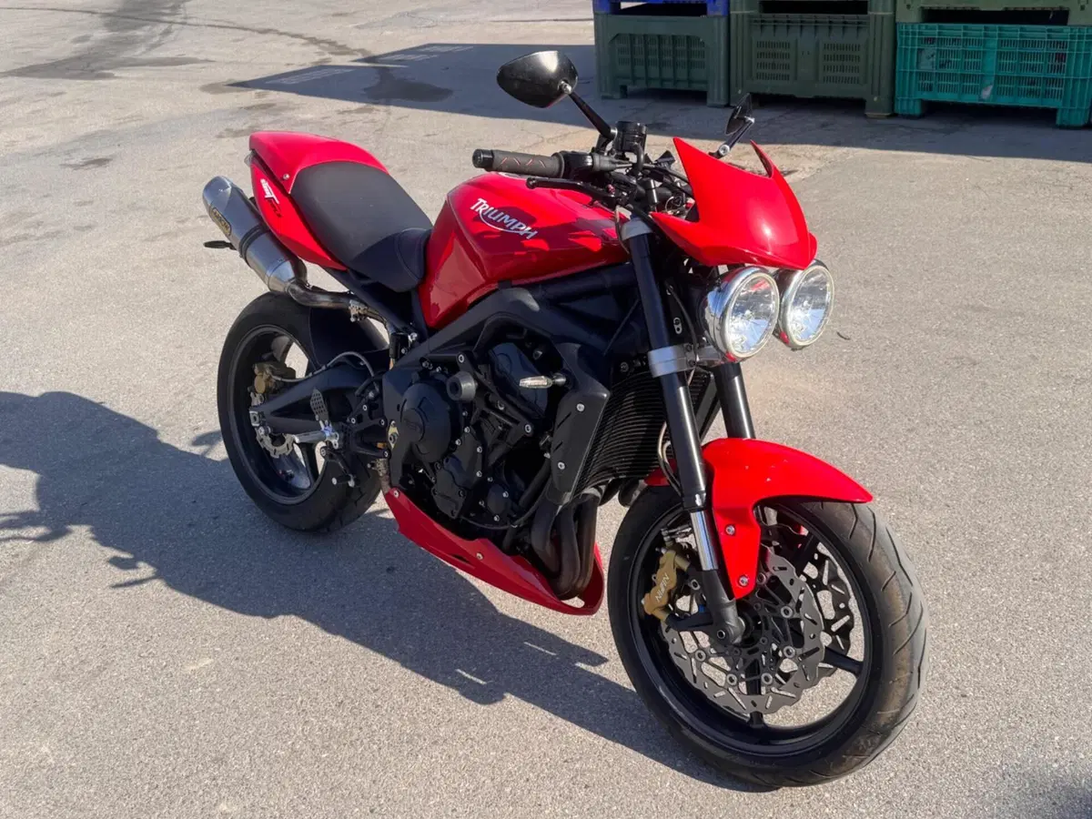 Triumph Street Triple (2007 - 12) (4)