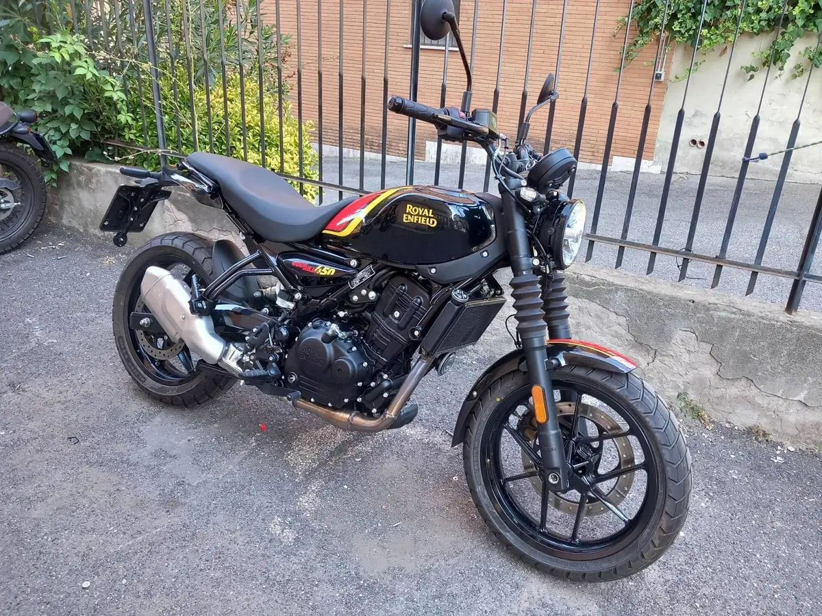 Royal Enfield Guerrilla 450 (2024 - 26) (2)