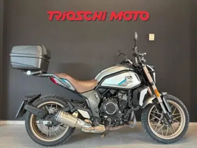 CFMOTO 700CL-X Heritage (2021 - 26) usata