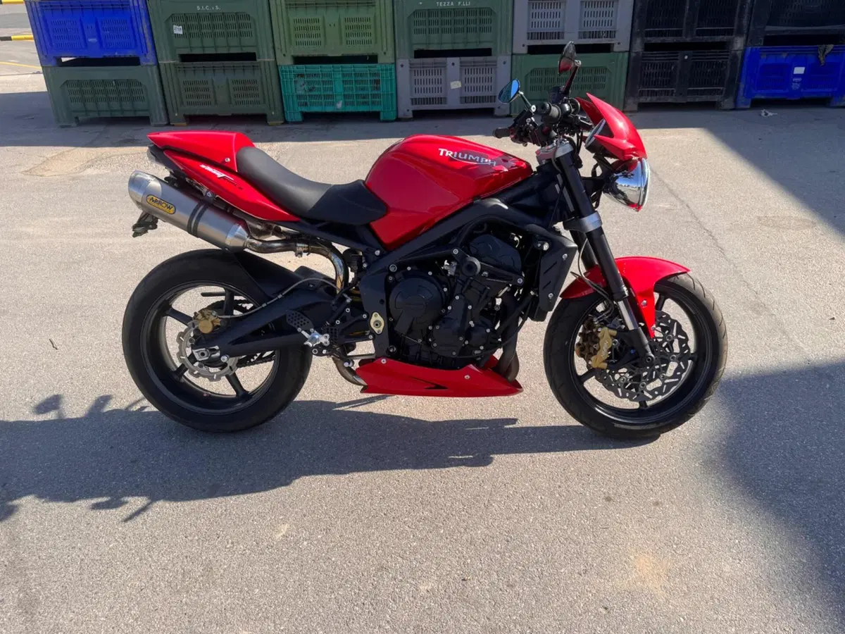 Triumph Street Triple (2007 - 12) (14)