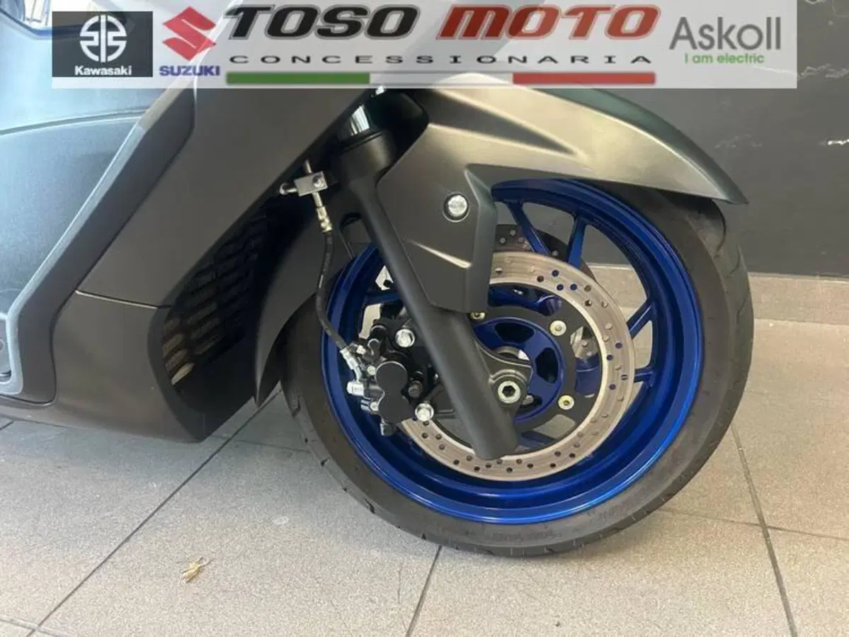 Suzuki Burgman 400 (2022 - 24) (2)