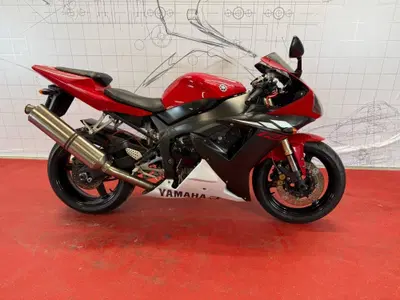 Yamaha YZF R1 (2002 - 03) usata