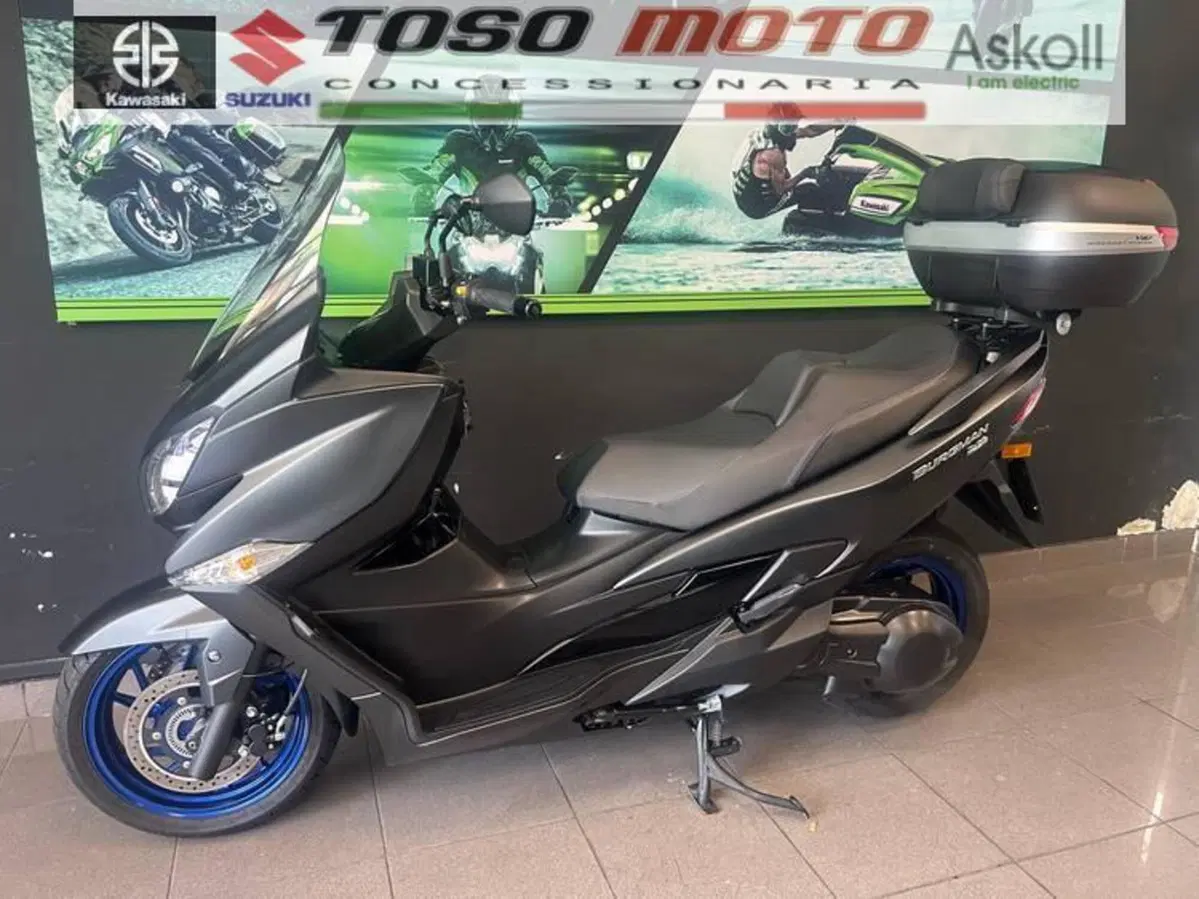 Suzuki Burgman 400 (2022 - 24) (9)