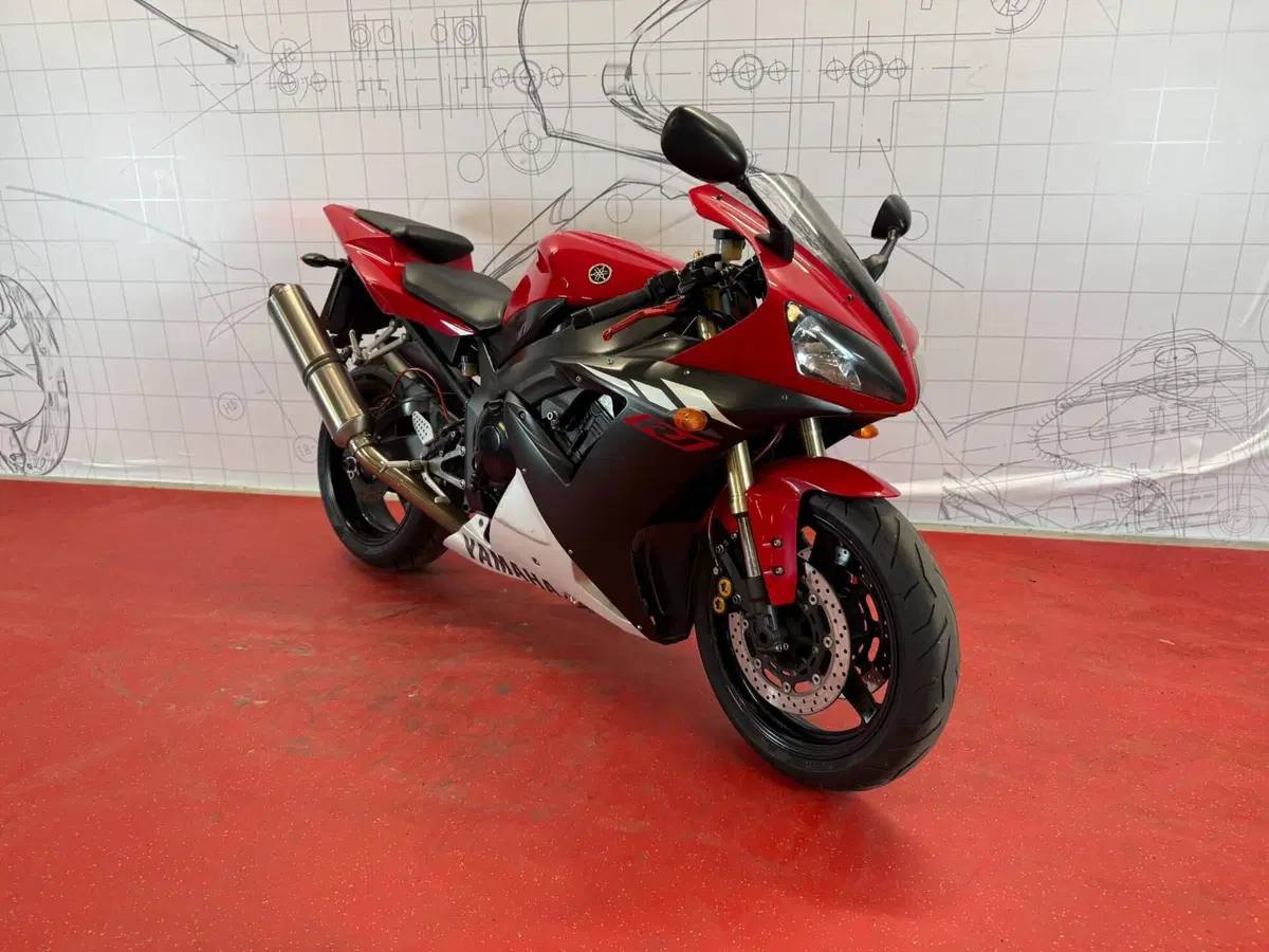 Yamaha YZF R1 (2002 - 03) (2)