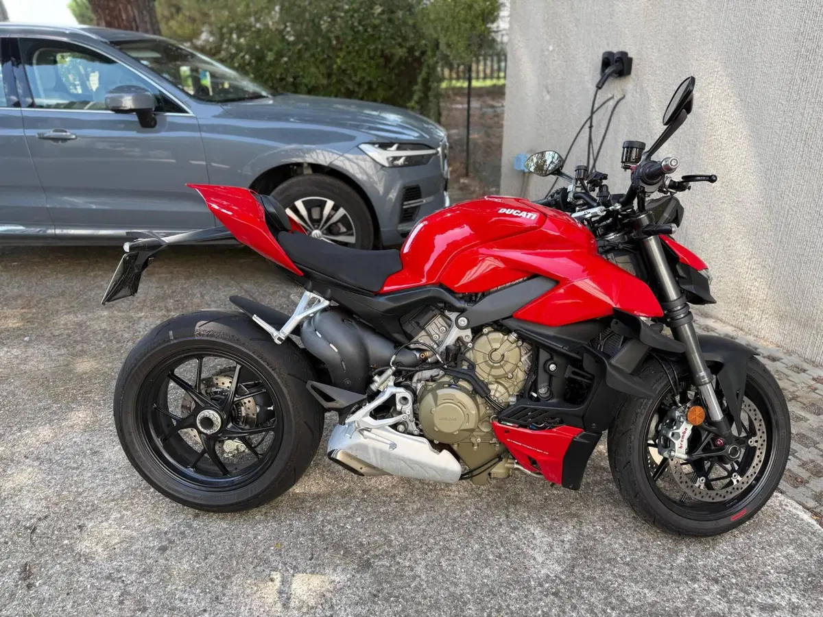 Ducati Streetfighter V4 1100 (2021 - 22) (3)
