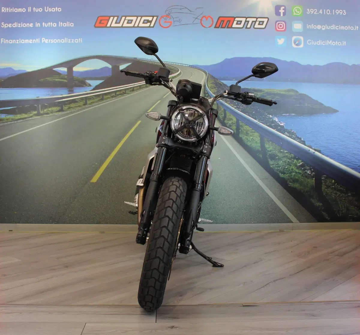Ducati Scrambler 800 Icon (2023 - 24) (2)