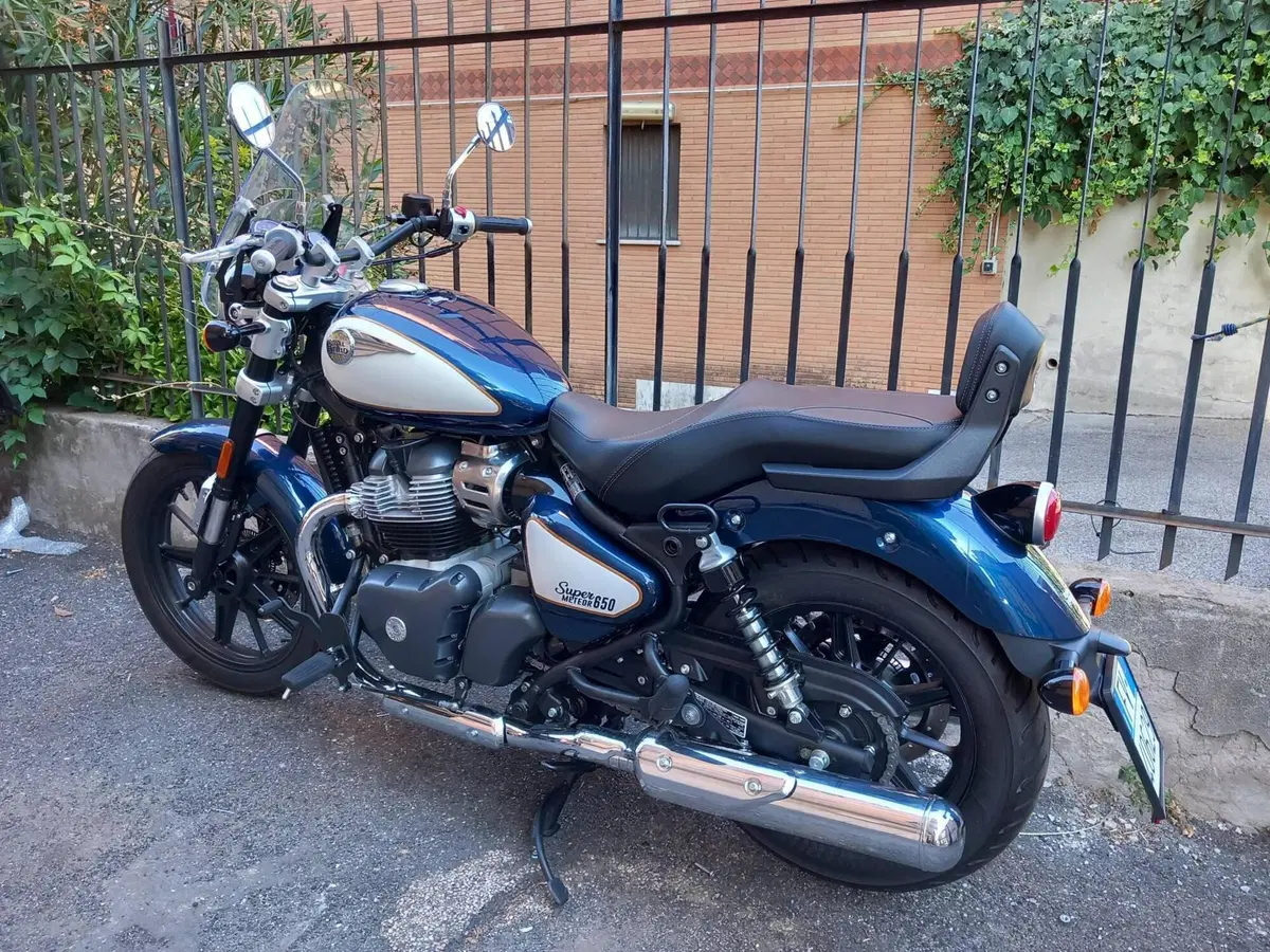 Royal Enfield Super Meteor 650 (2023 - 26) (2)