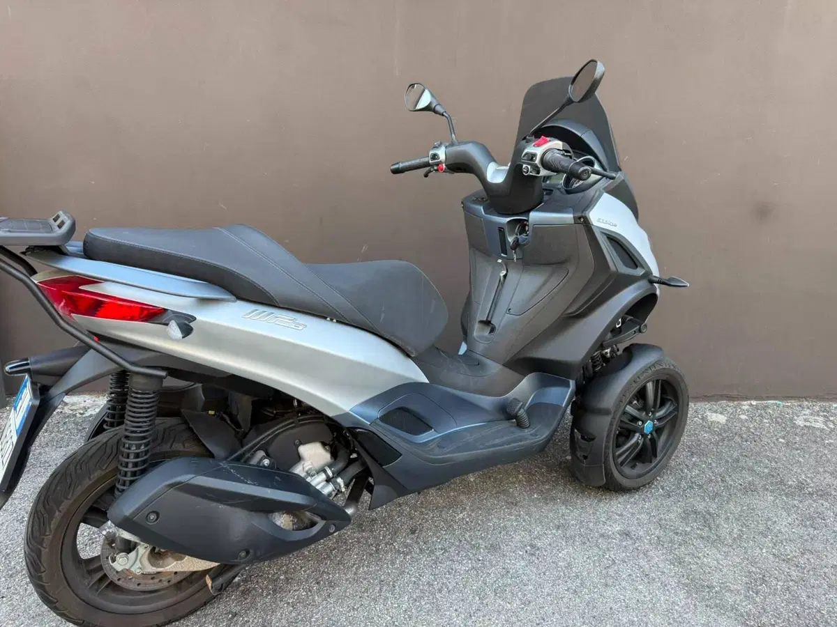 Piaggio Mp3 300 Hpe (2019 - 20) (3)