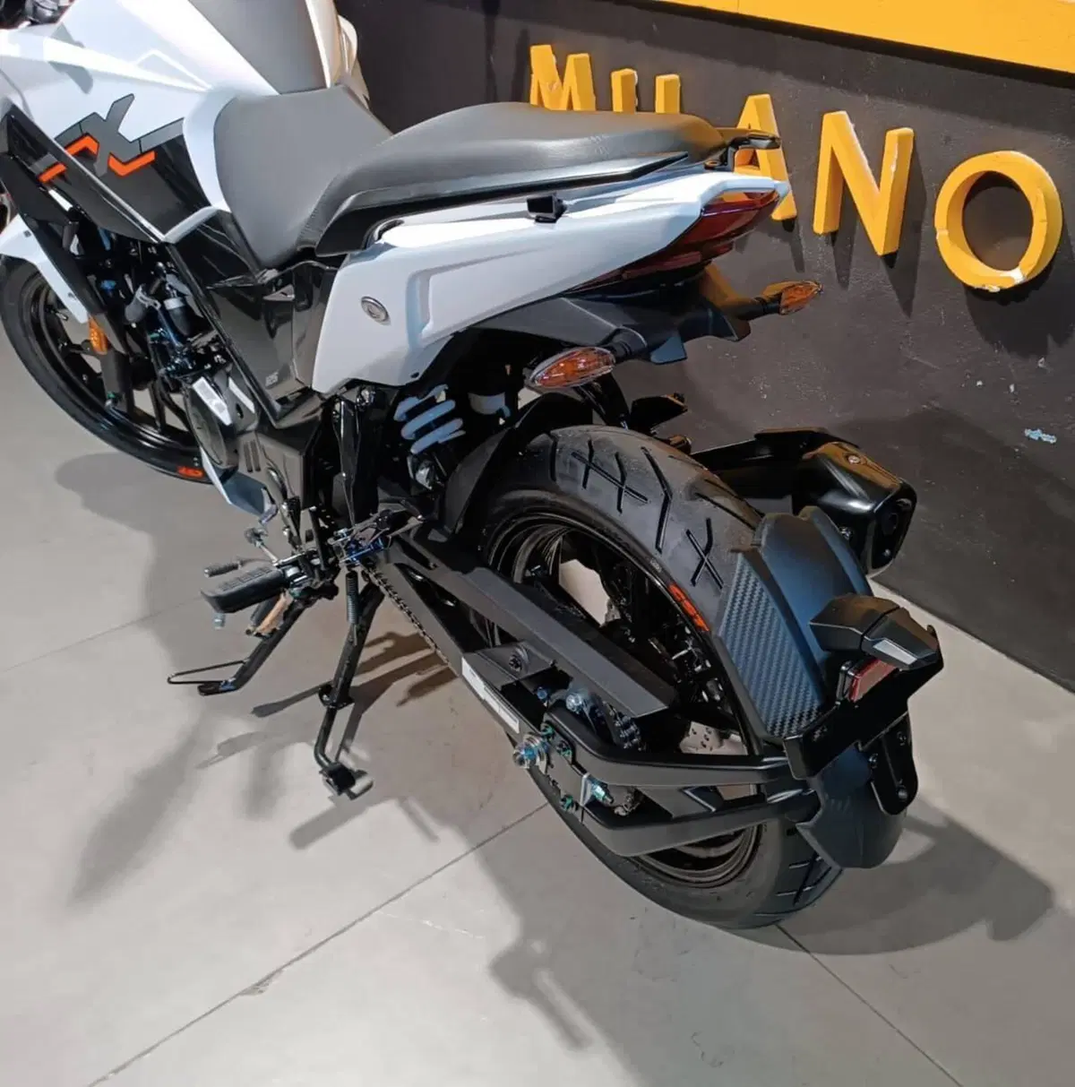 Sym NH-X 125 (2026) (4)