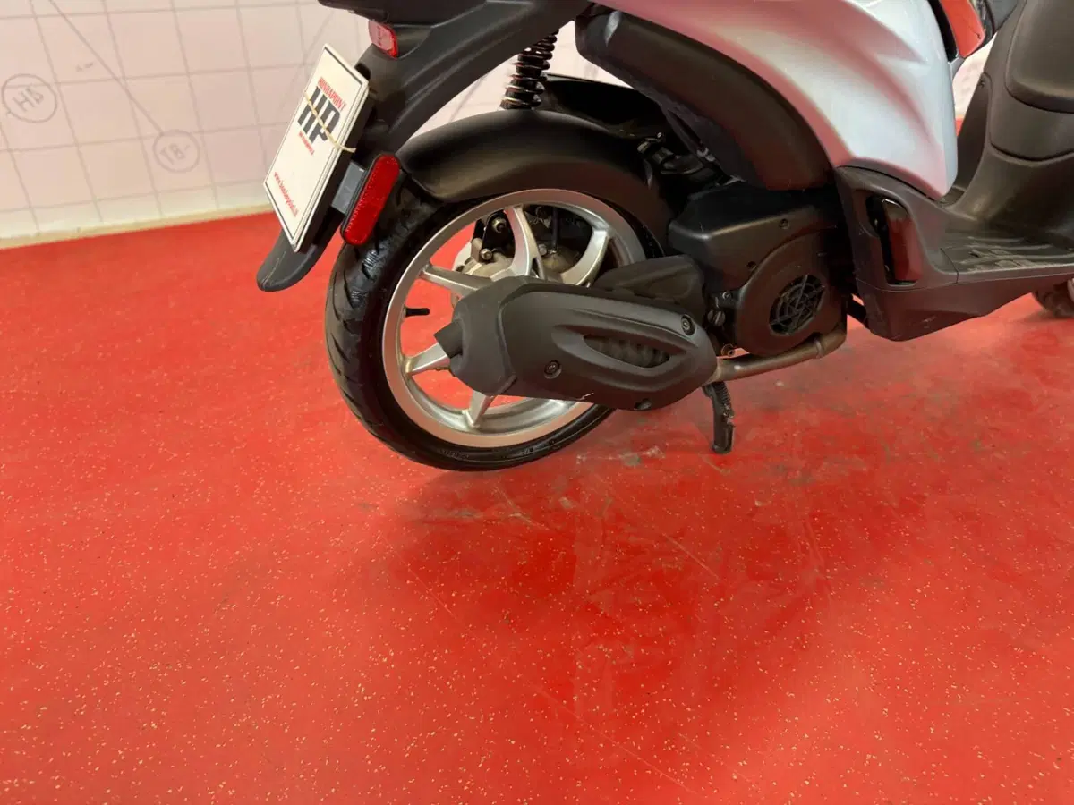 Piaggio Liberty 150 3V ABS (2021 - 24) (11)