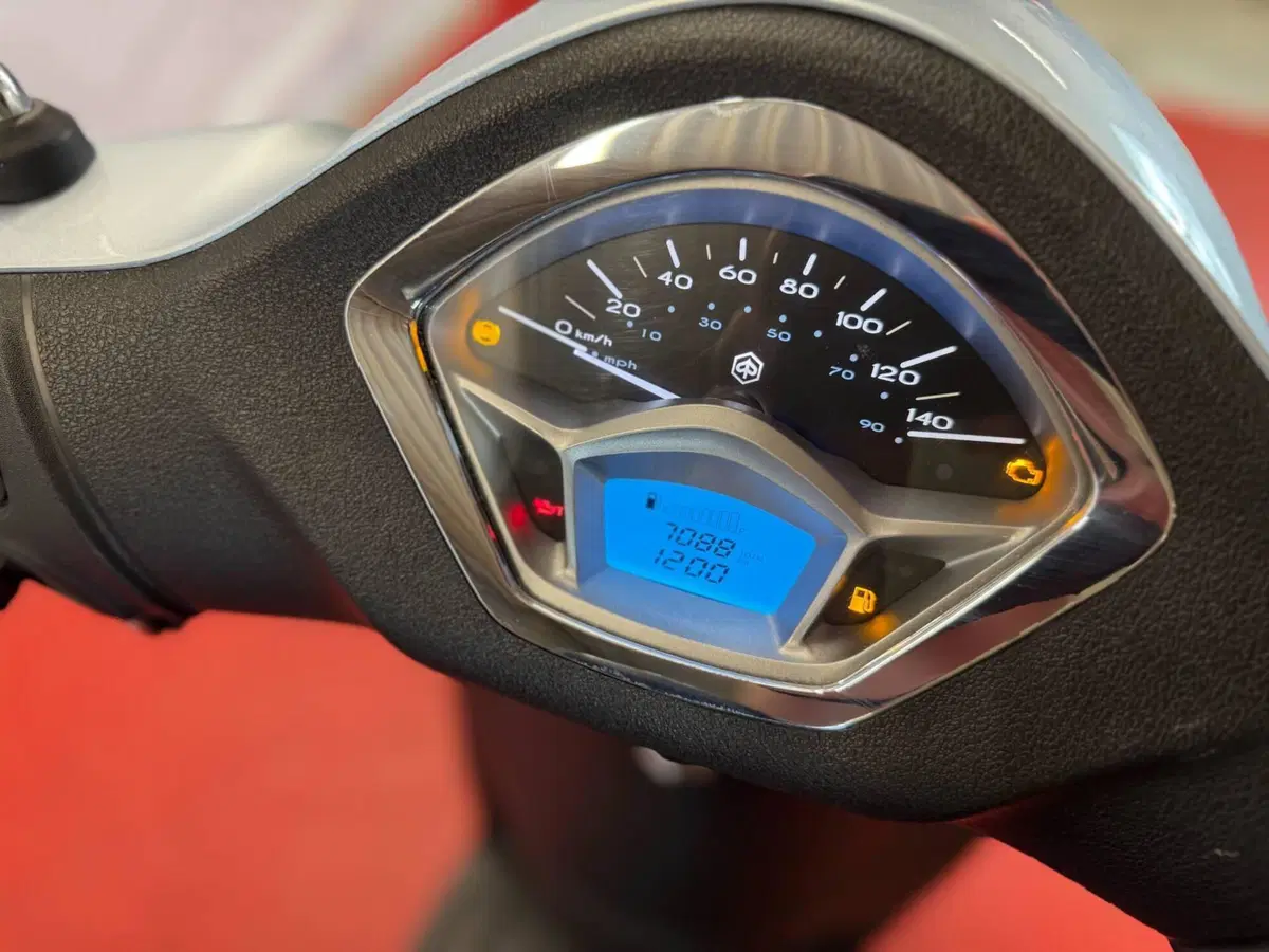 Piaggio Liberty 150 3V ABS (2021 - 24) (7)