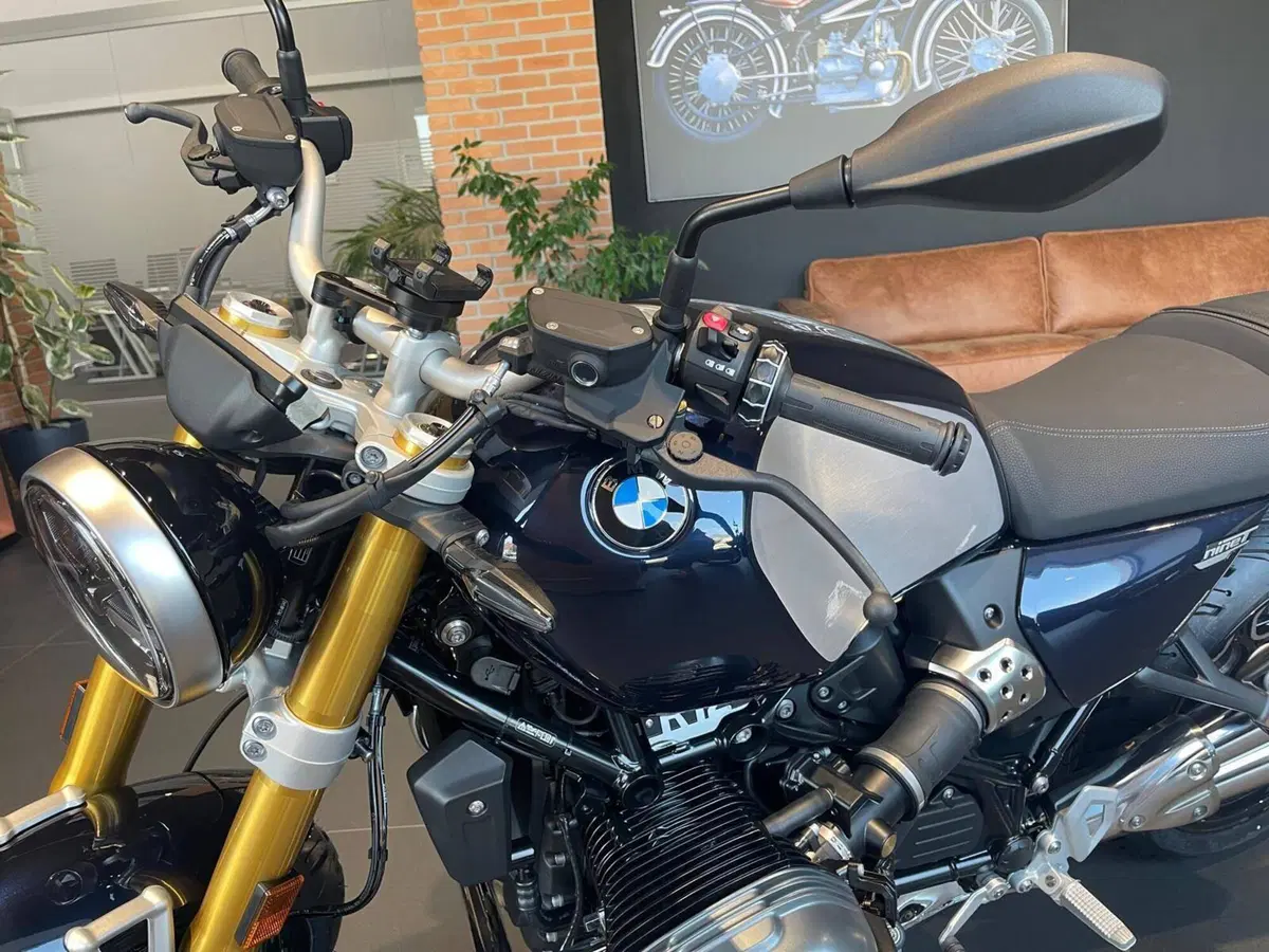 Bmw R 12 nineT (2023 - 26) (2)