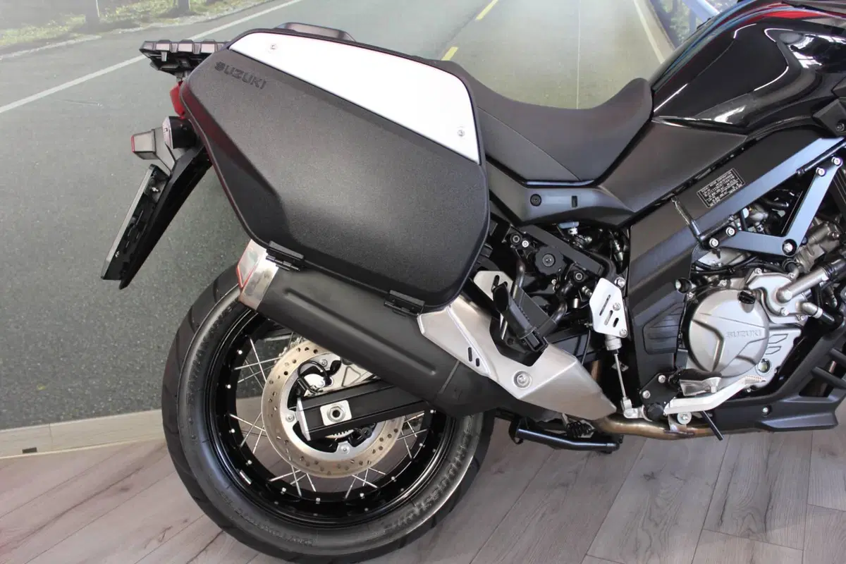 Suzuki V-Strom 650 (2021 - 25) (17)