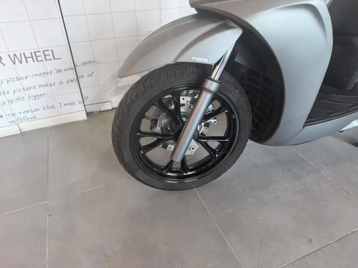 Kymco People 300i S (2021 - 22) (10)