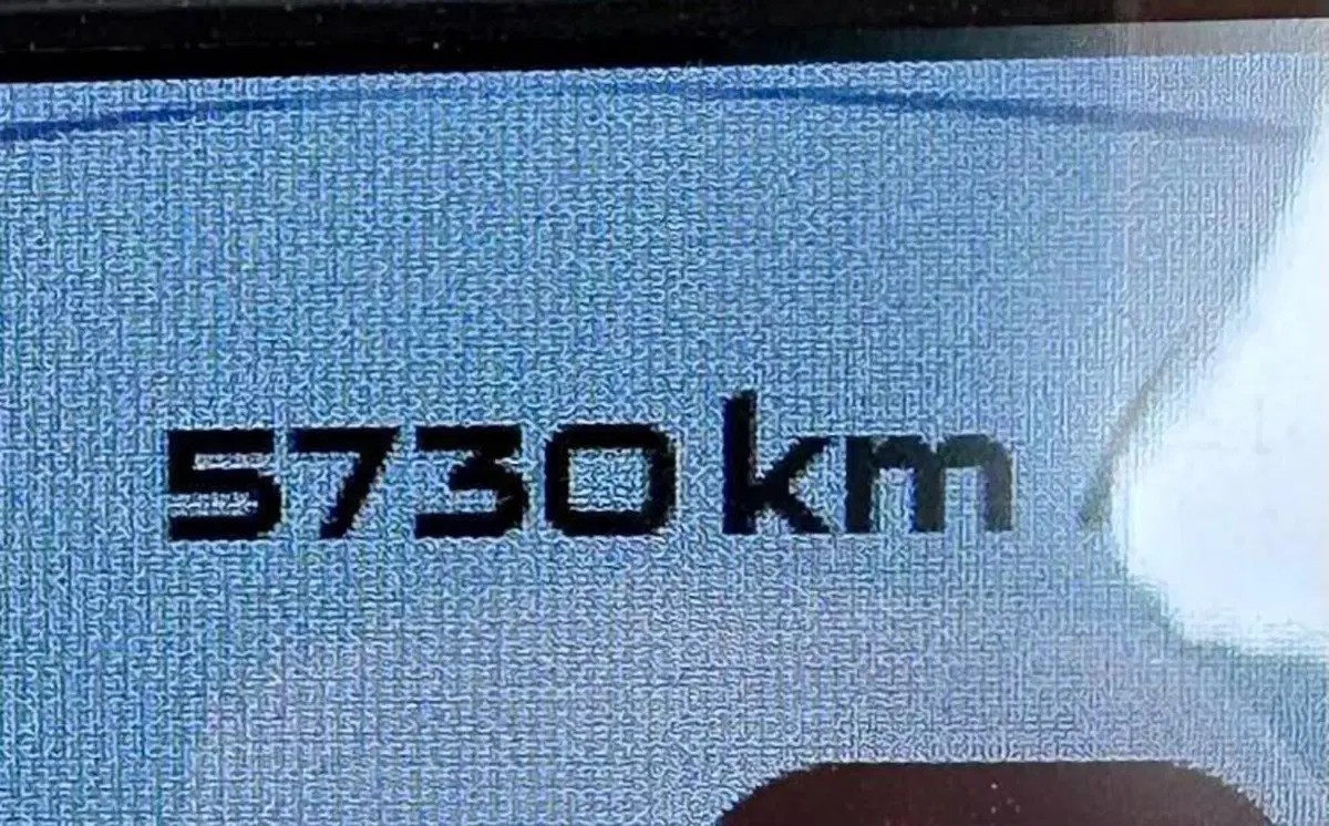 Vespa GTS 300 Super Tech (2023 - 24) (2)