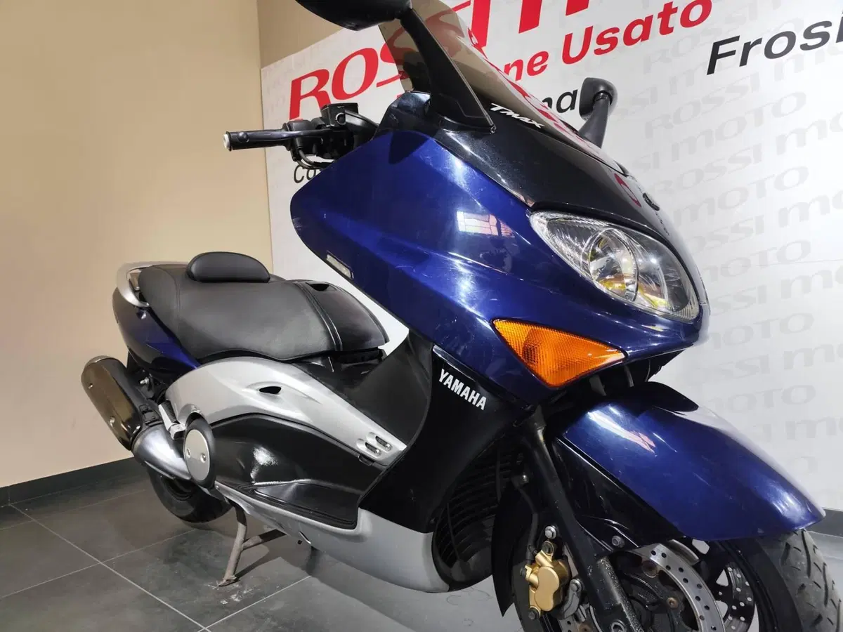Yamaha T-Max 500 (2001 - 03) (3)