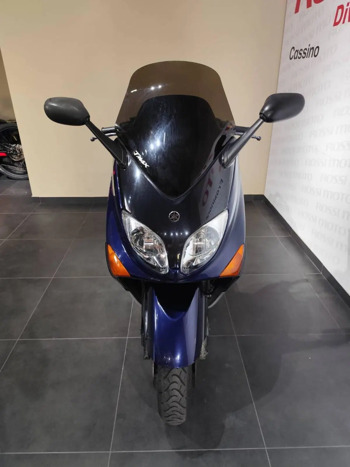 Yamaha T-Max 500 (2001 - 03) (4)