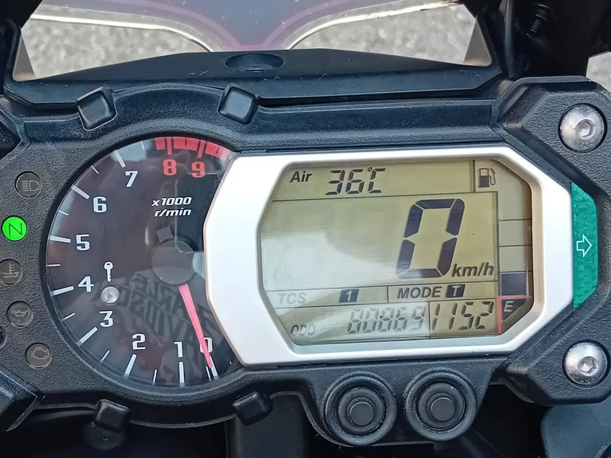 Yamaha XT1200Z Super Ténéré ABS (2010 - 15) (6)