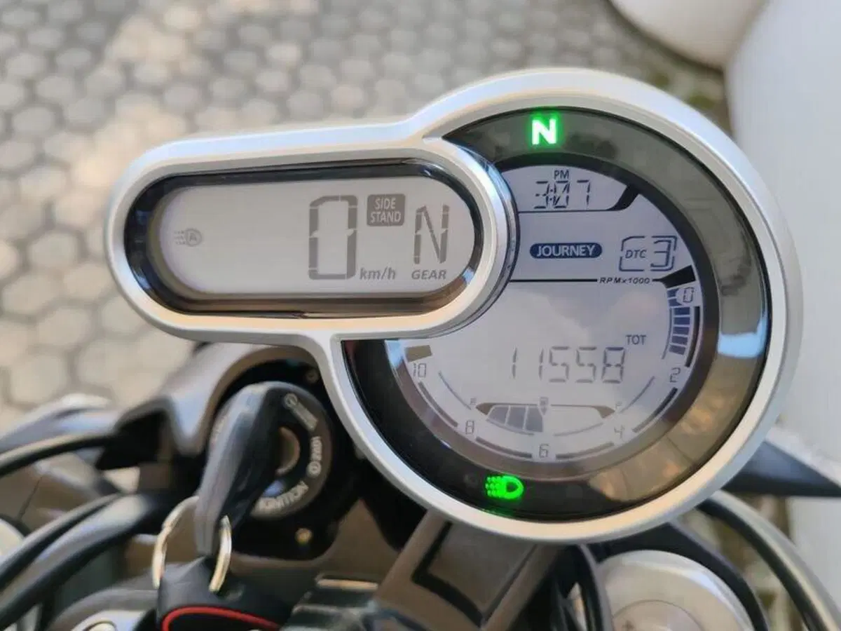 Ducati Scrambler 1100 Dark Pro (2020 - 24) (4)
