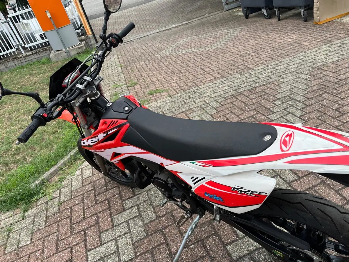 Betamotor RR 50 Motard (2018 - 20) (12)