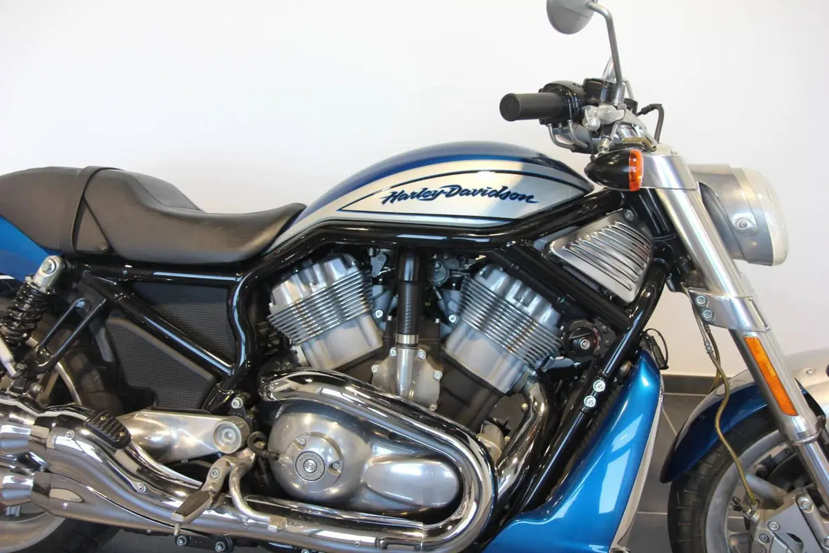 Harley-Davidson 1130 Street Rod (2006 - 07) - VRSCR (8)